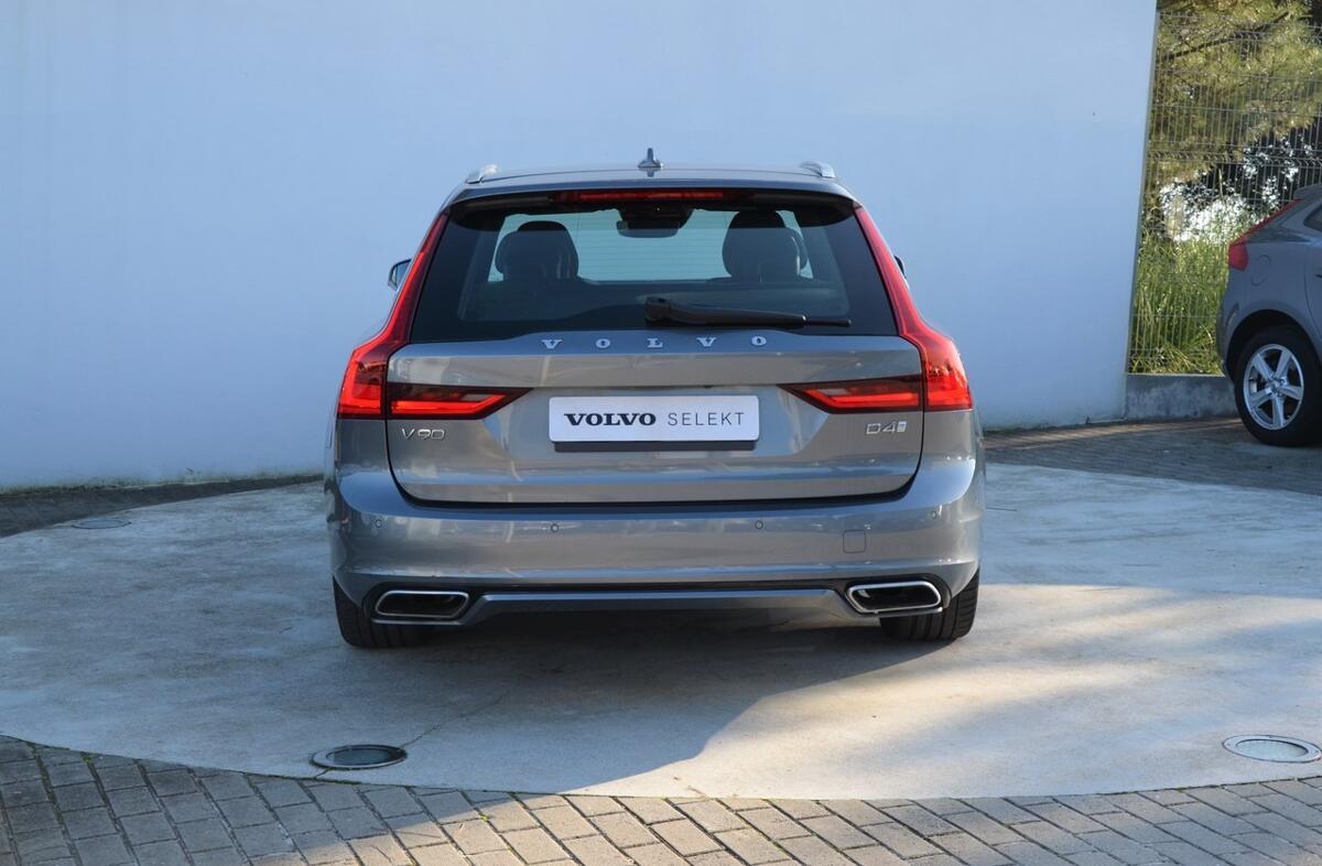 VOLVO V90 2.0 D4 R-Design Geartronic