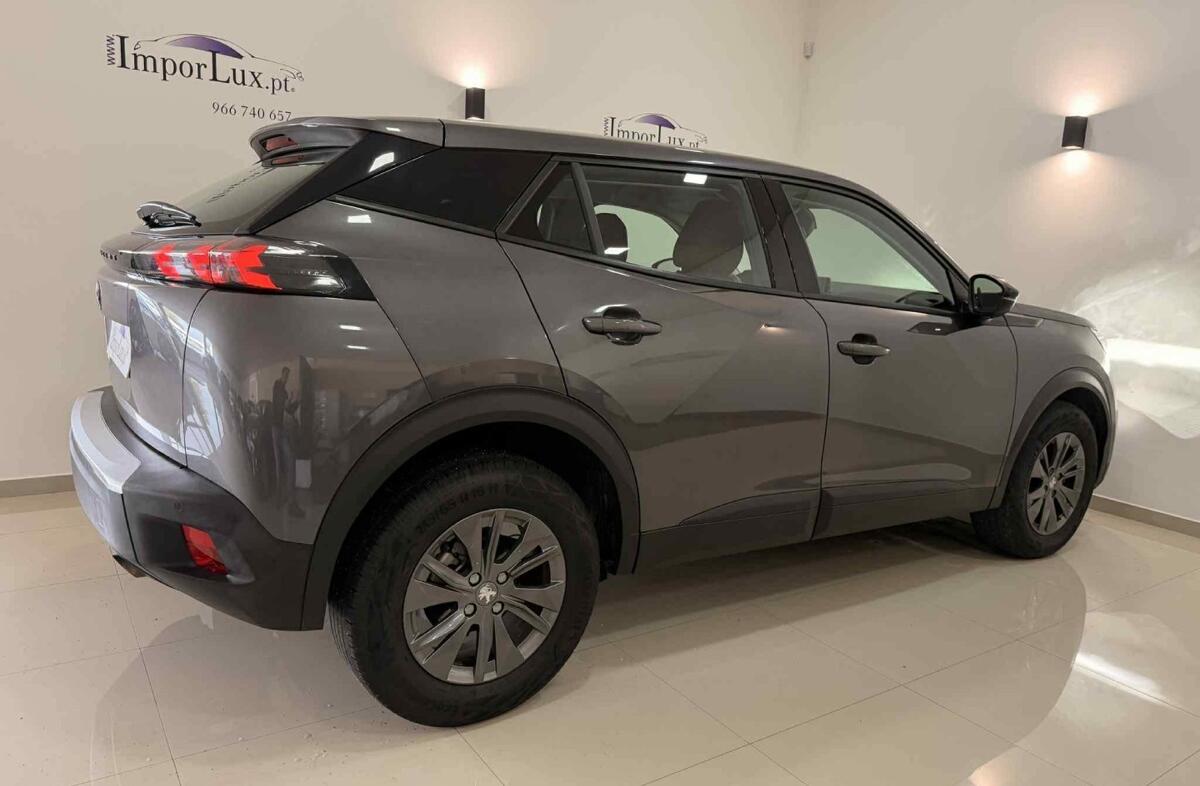 PEUGEOT 2008 1.2 PureTech Active