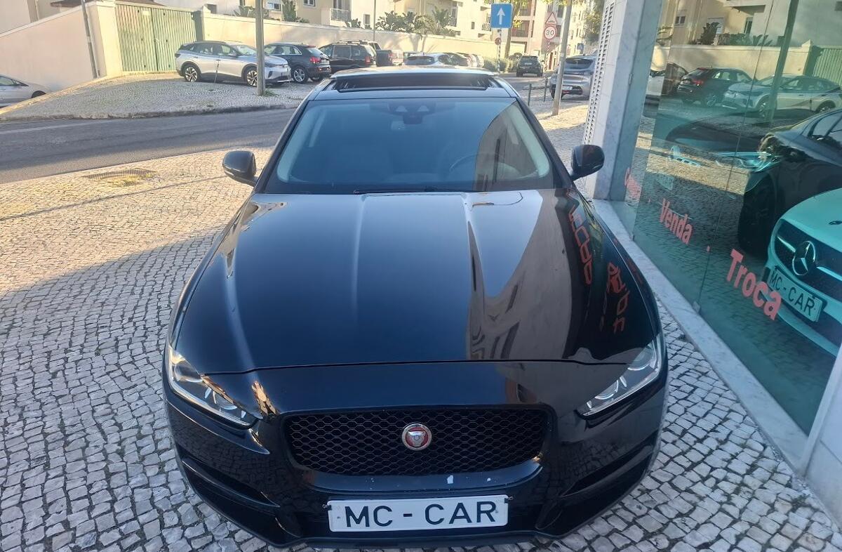JAGUAR XE 2.0 D Prestige Aut.