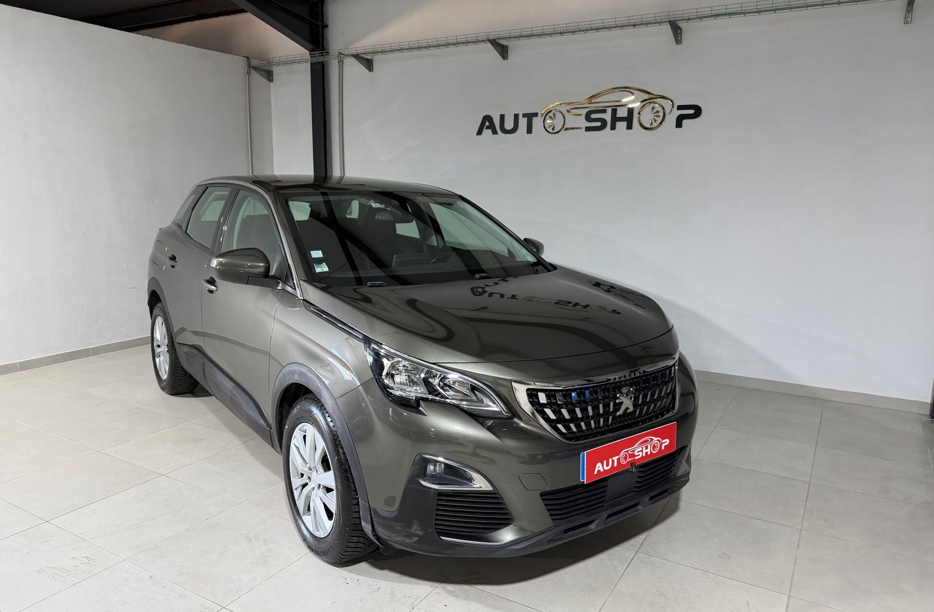 PEUGEOT 3008 1.2 PureTech Active