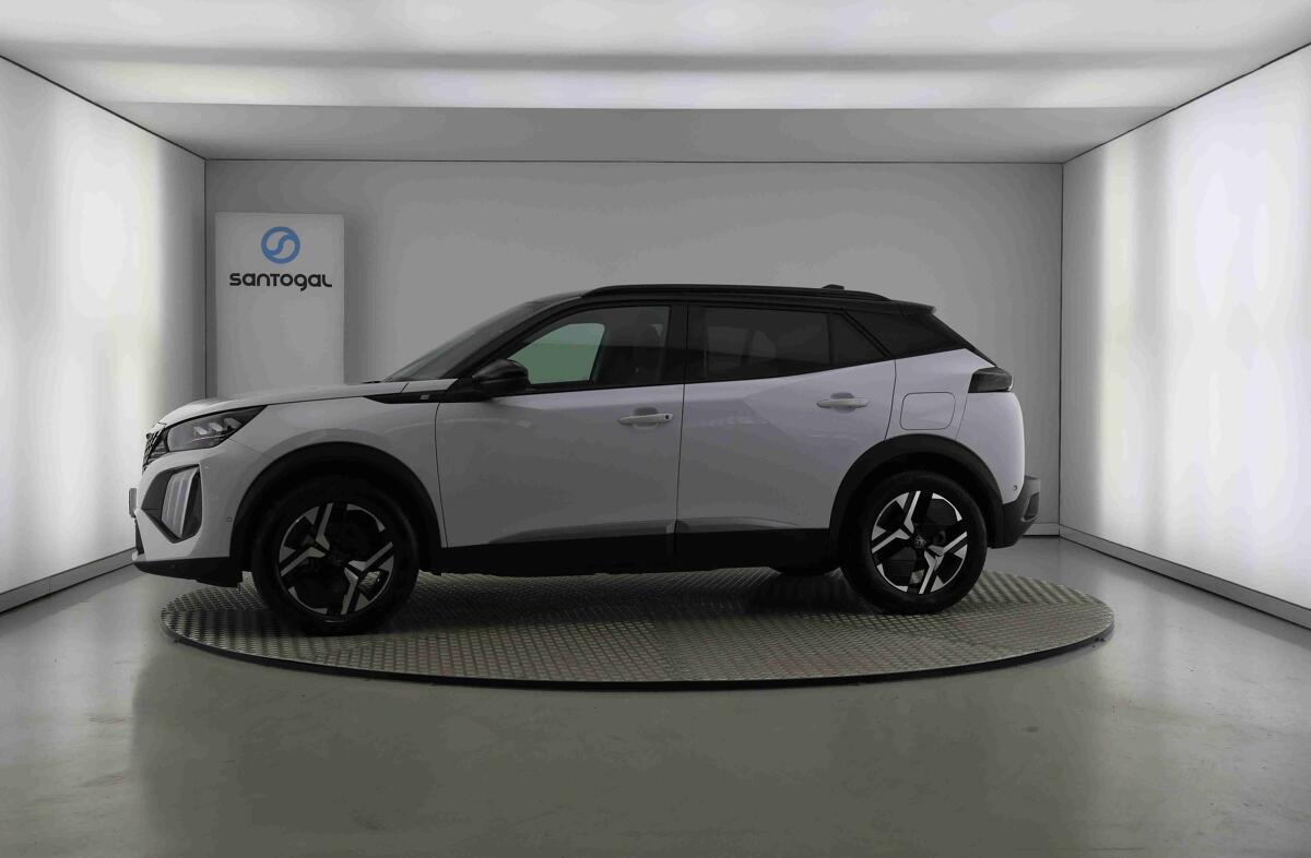 PEUGEOT 2008 e- 54 kWh GT