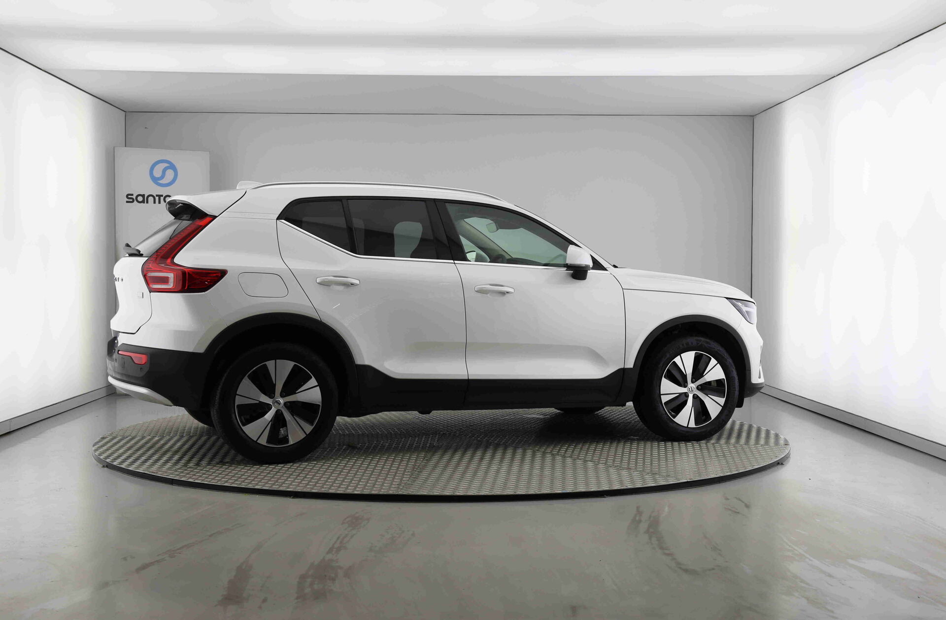 VOLVO XC40 1.5 T4 PHEV Core