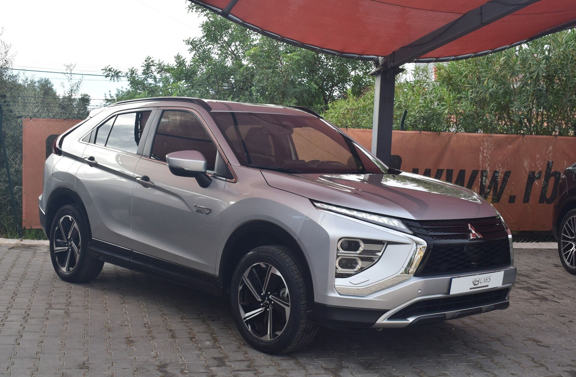 MITSUBISHI Eclipse Cross 2.4 PHEV eMotion