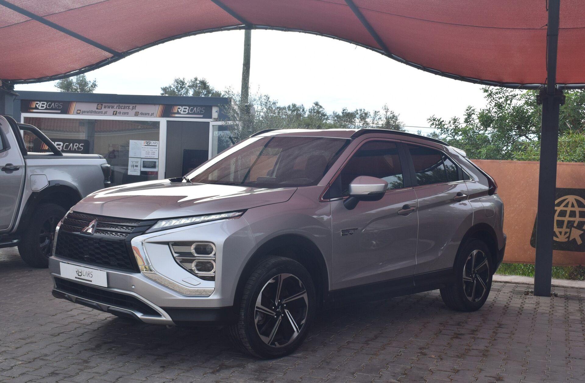 MITSUBISHI Eclipse Cross 2.4 PHEV eMotion