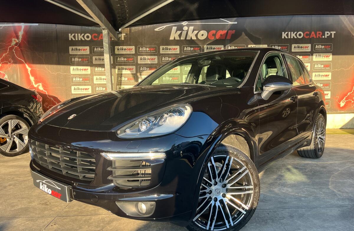 PORSCHE Cayenne Cayenne