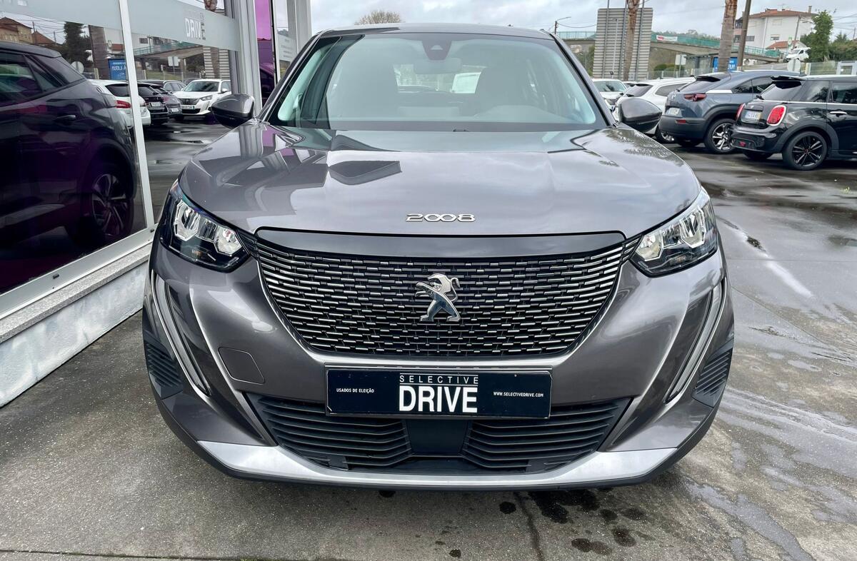 PEUGEOT 2008 1.2 PureTech Allure