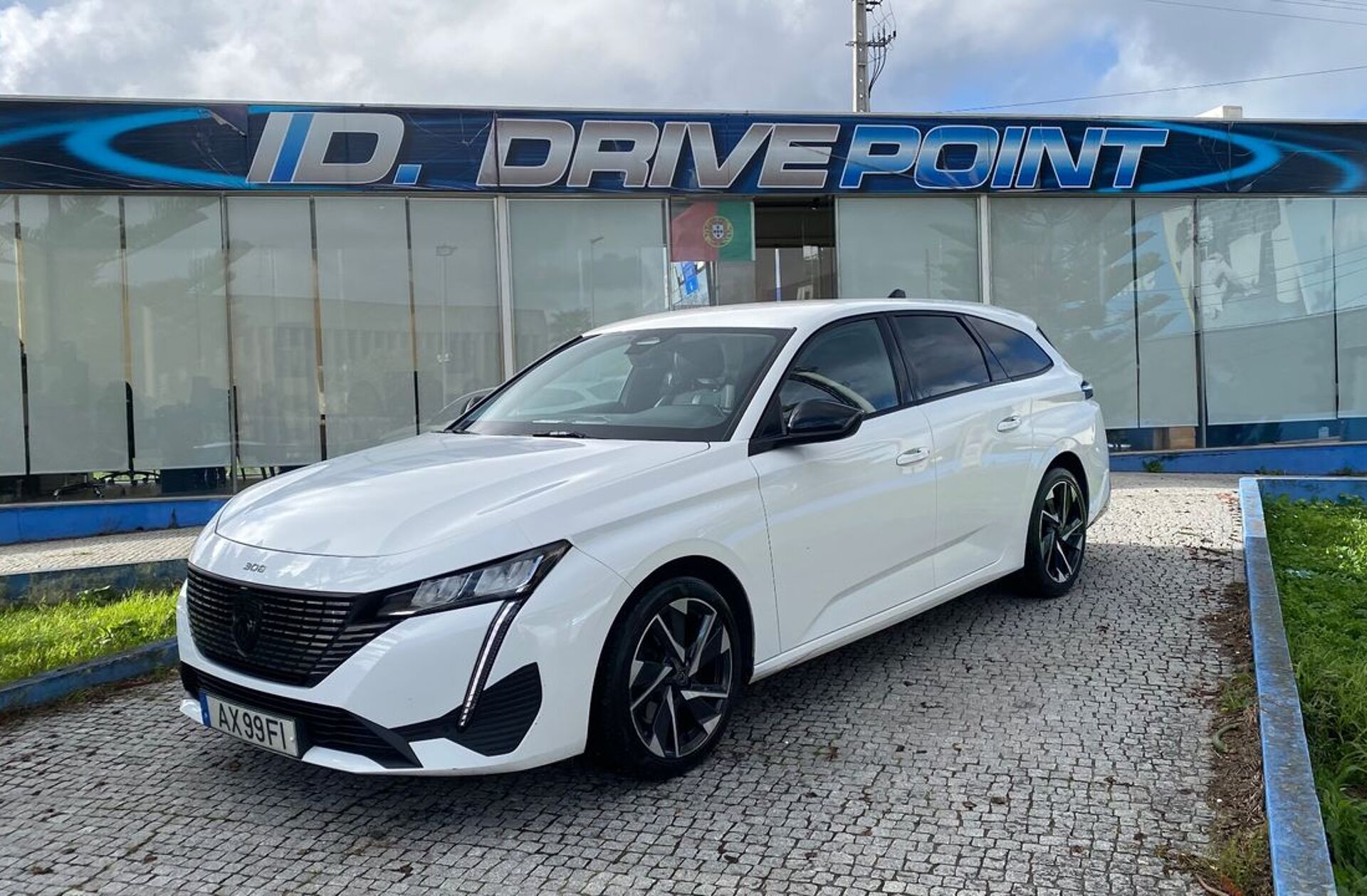 PEUGEOT 308 SW 1.5 BlueHDi Allure EAT8