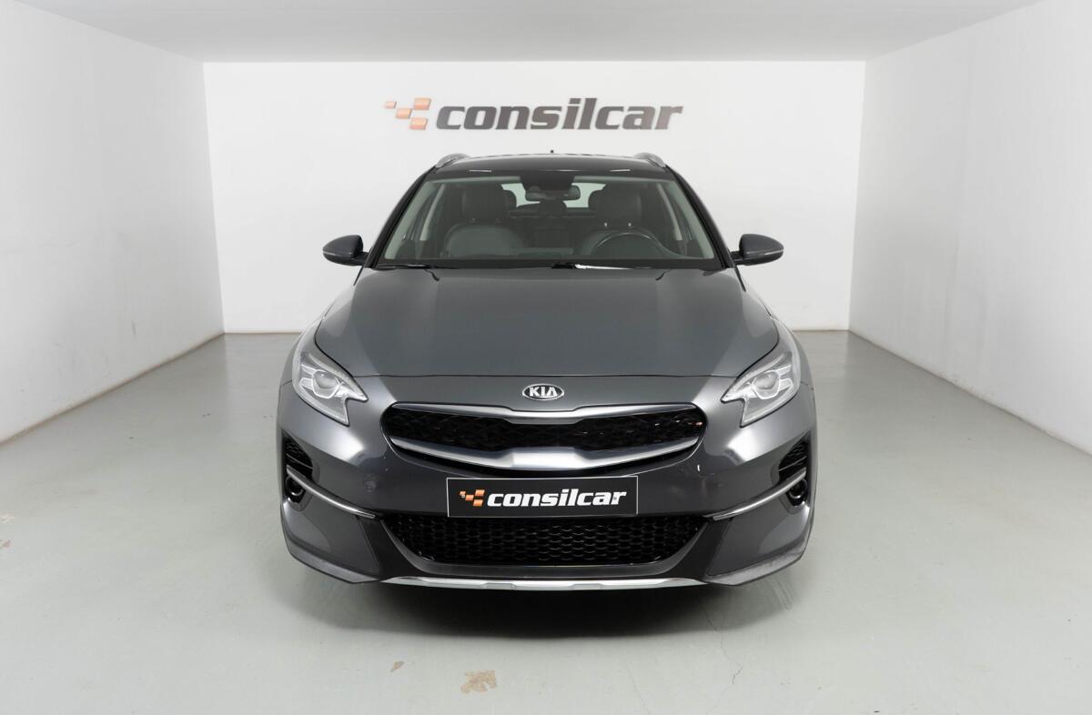KIA XCeed 1.6 GDi PHEV Drive