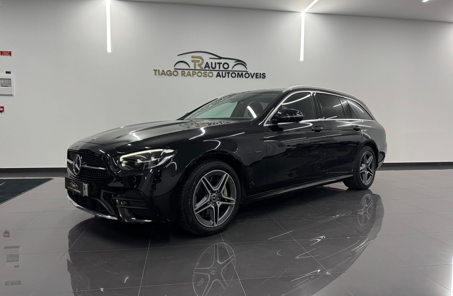 MERCEDES Classe E E 300 de AMG Line