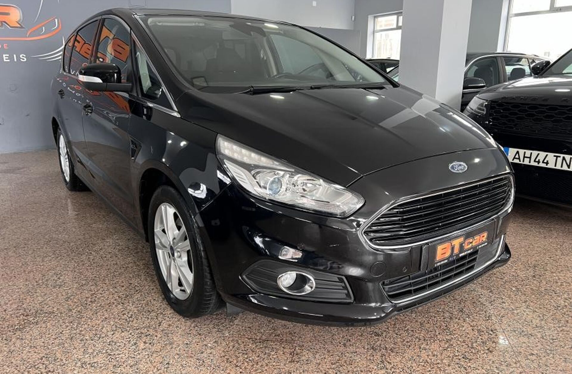 FORD S-MAX 2.0 TDCi Titanium Powershift