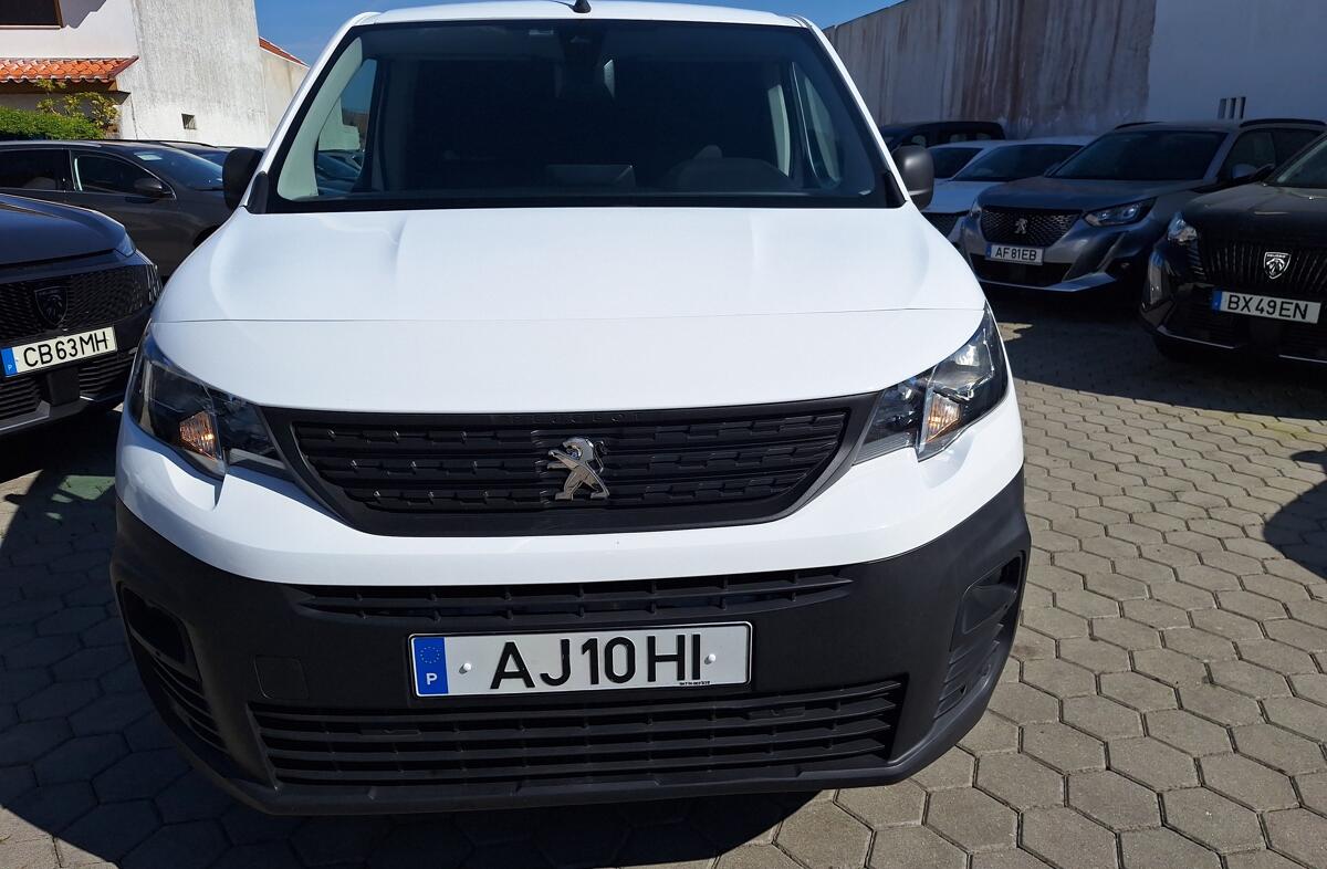 PEUGEOT Partner 1.5 BlueHDi Asphalt Standard