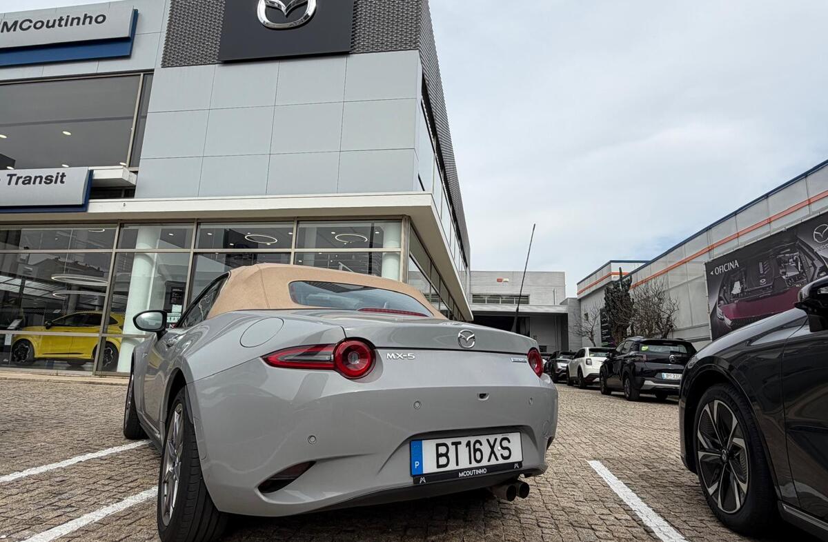 MAZDA MX-5 1.5 Sky-G Kazari