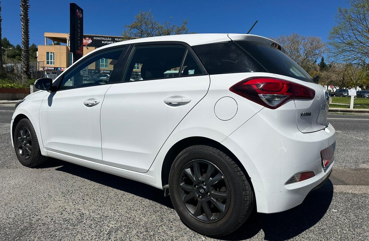 HYUNDAI i20 1.1 CRDi Access Plus