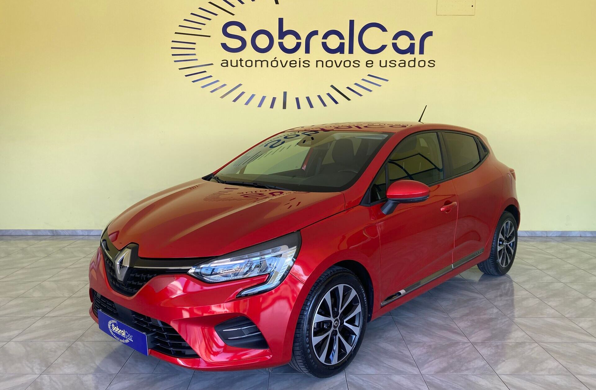 RENAULT Clio 1.0 TCe Intens