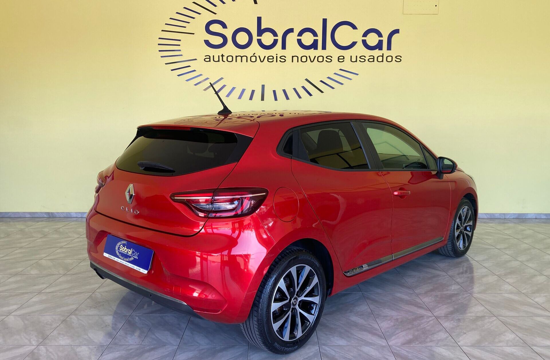 RENAULT Clio 1.0 TCe Intens