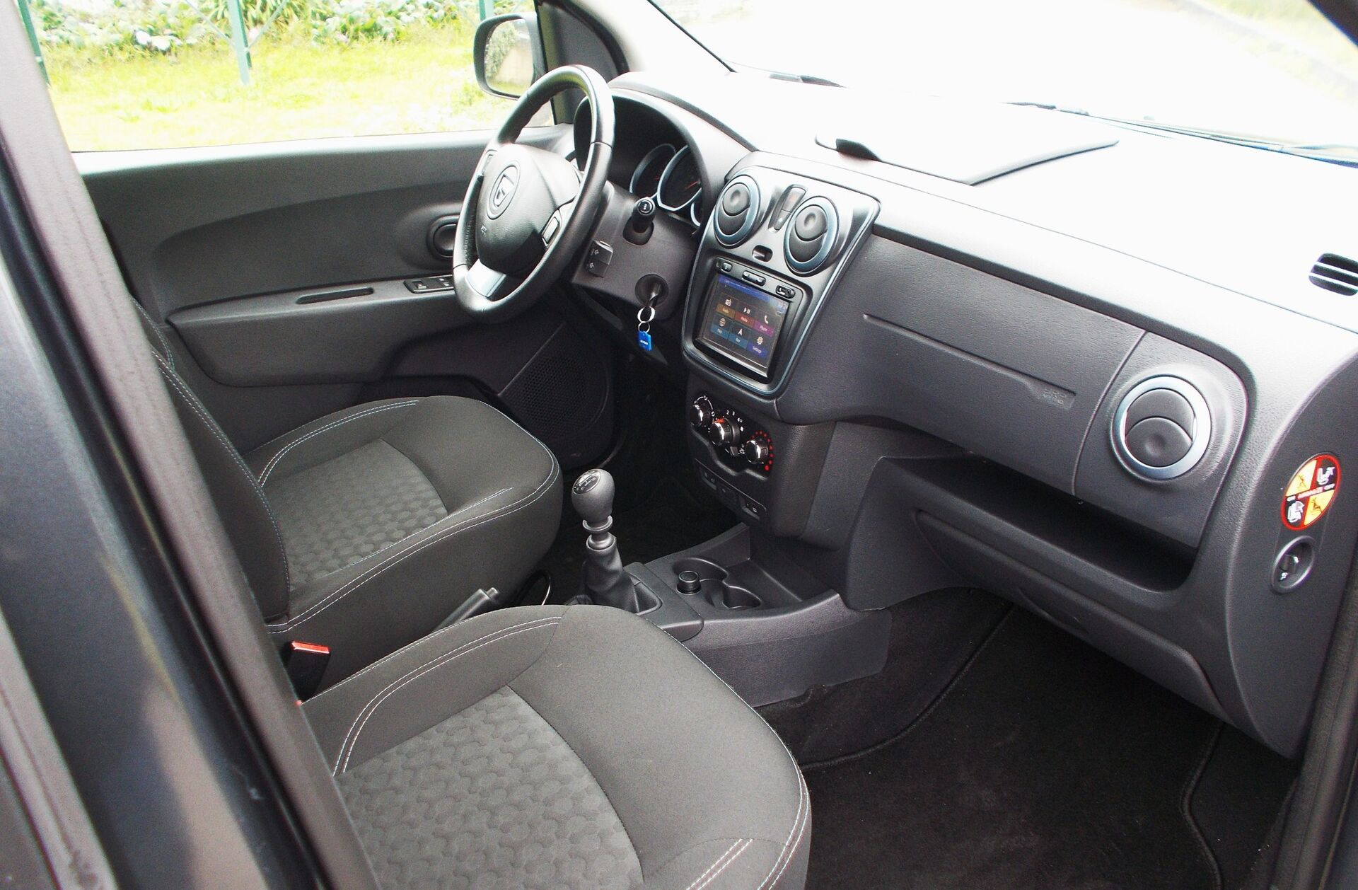 DACIA Lodgy 1.5 dCi Stepway 7L