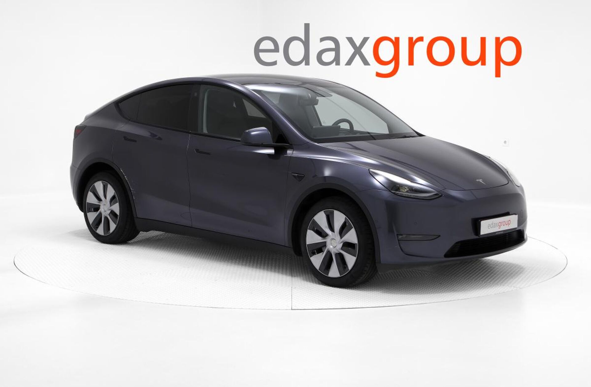 TESLA Model Y Long Range Tração Integral