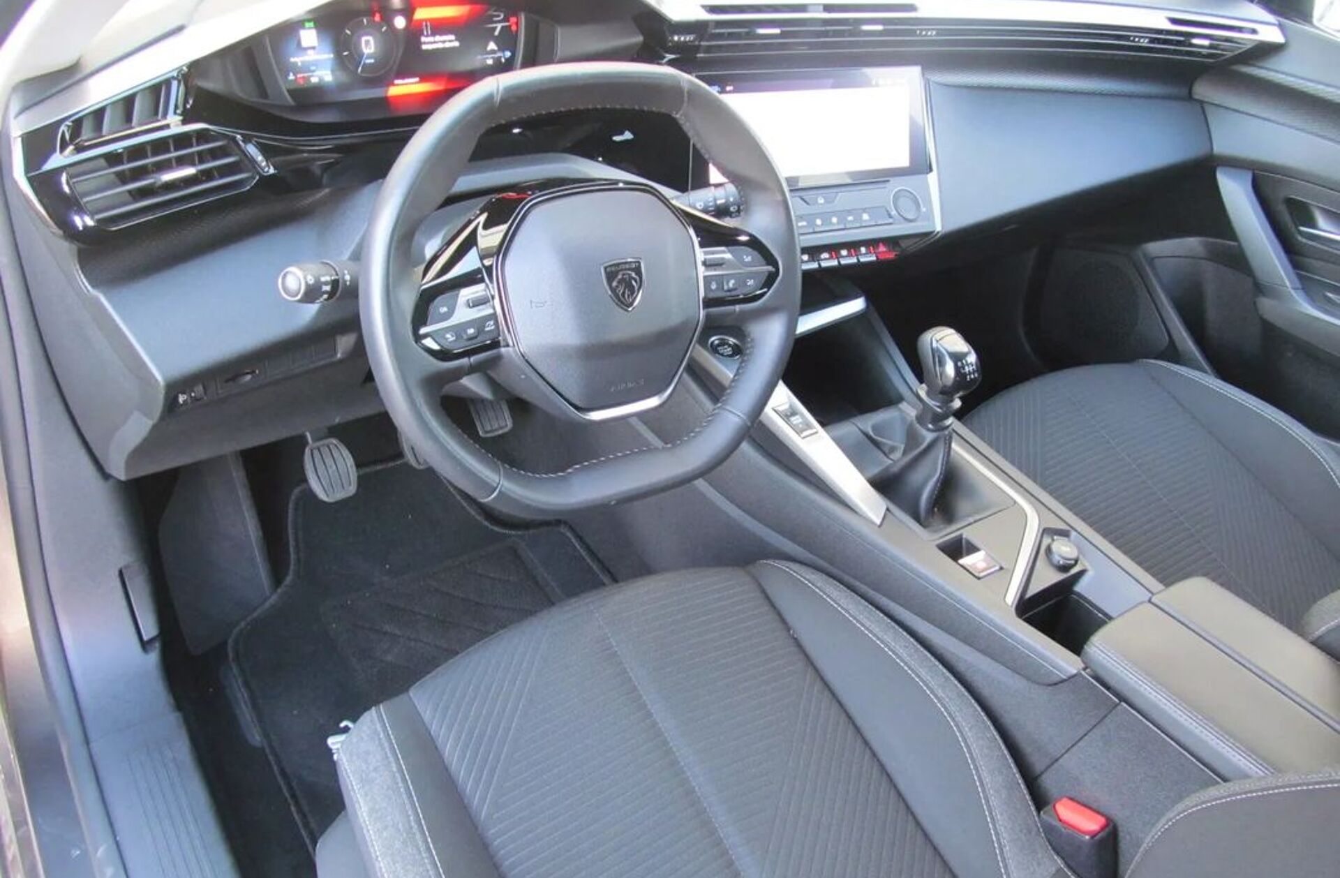 PEUGEOT 308 SW 1.2 PureTech Active Pack