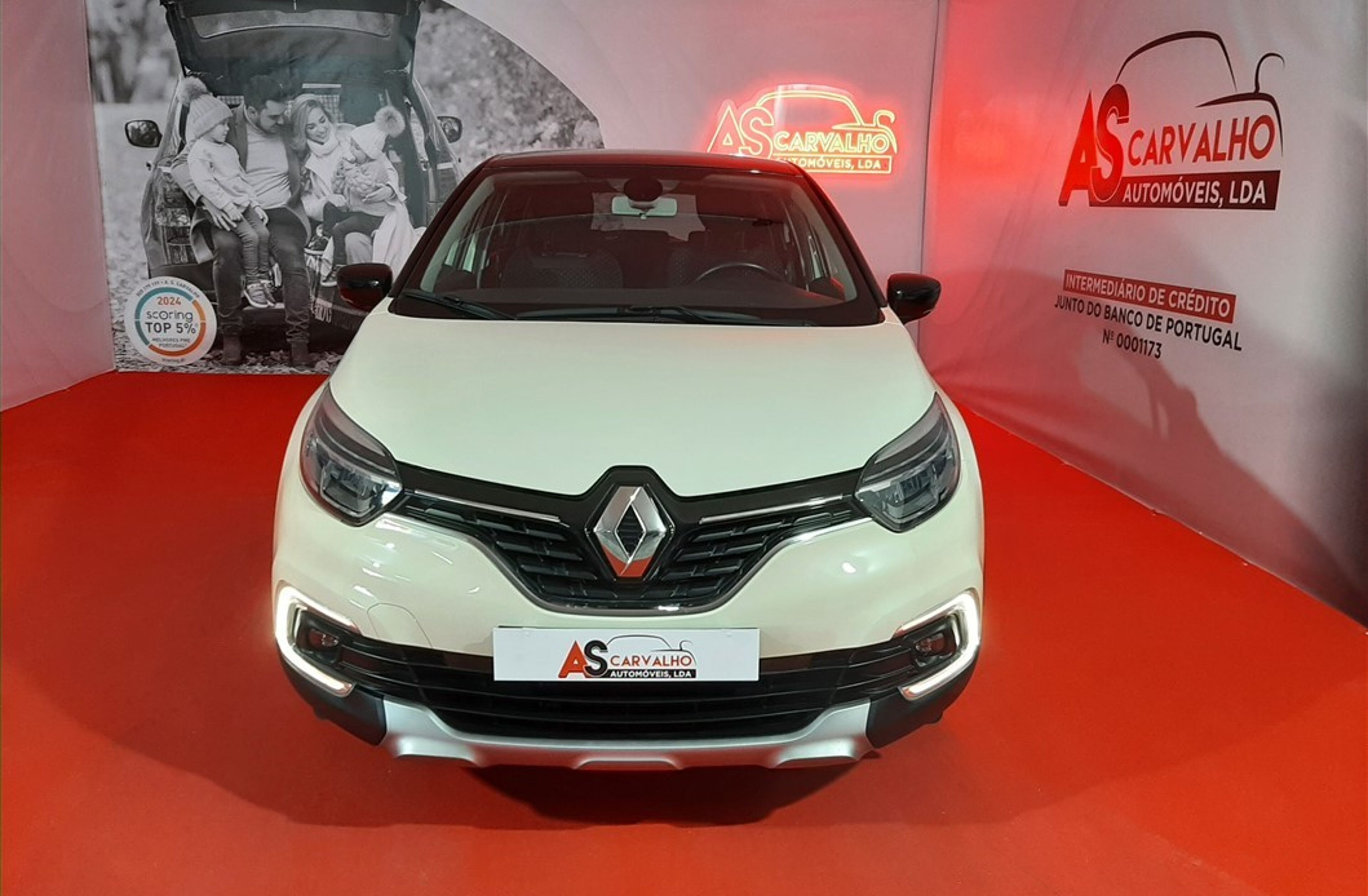 RENAULT Captur 0.9 TCe Exclusive