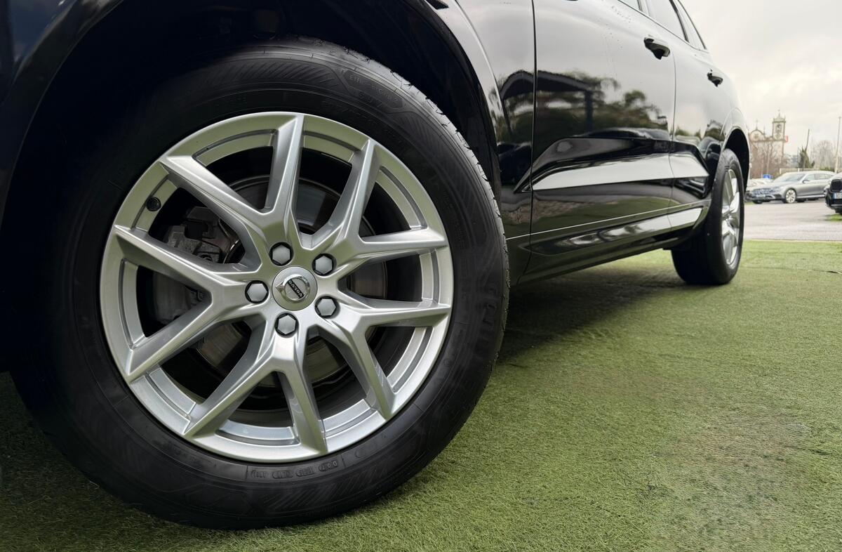 VOLVO XC60 2.0 D4 Momentum Geartronic