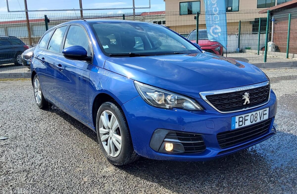 PEUGEOT 308 SW 1.2 PureTech Allure