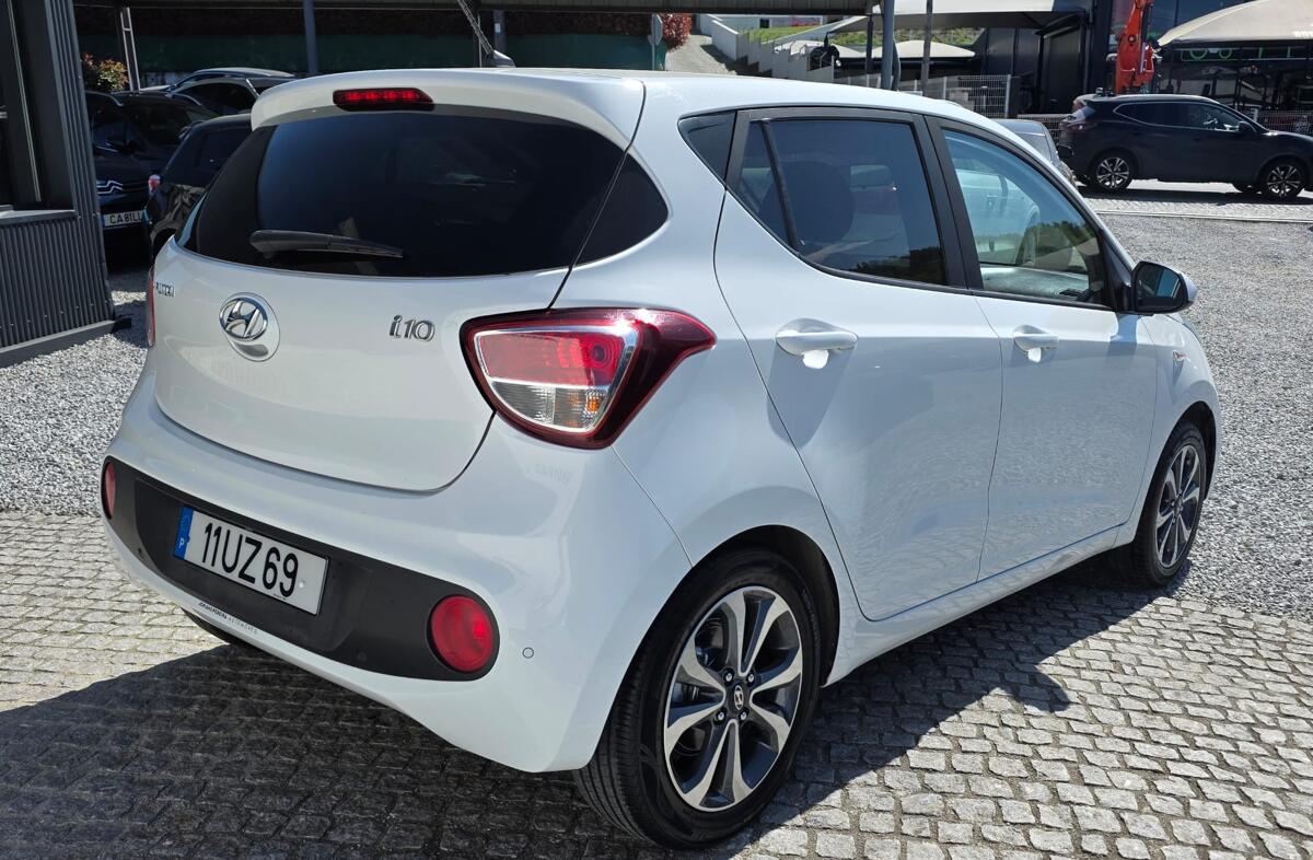 HYUNDAI i10 1.0 Style AT