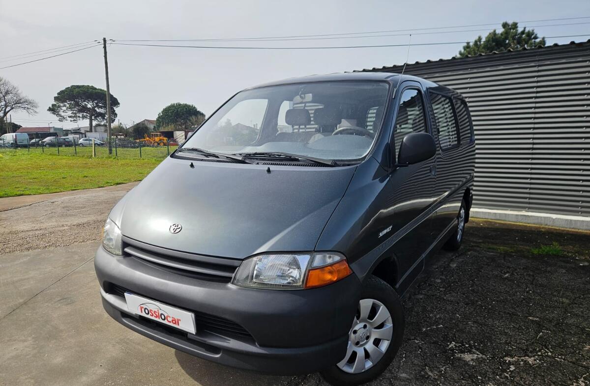 TOYOTA Hiace 2.4 D LXH12LG