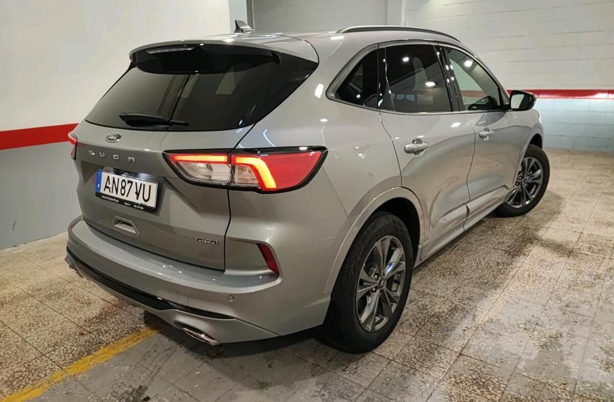 FORD Kuga 2.5 PHEV ST-Line X
