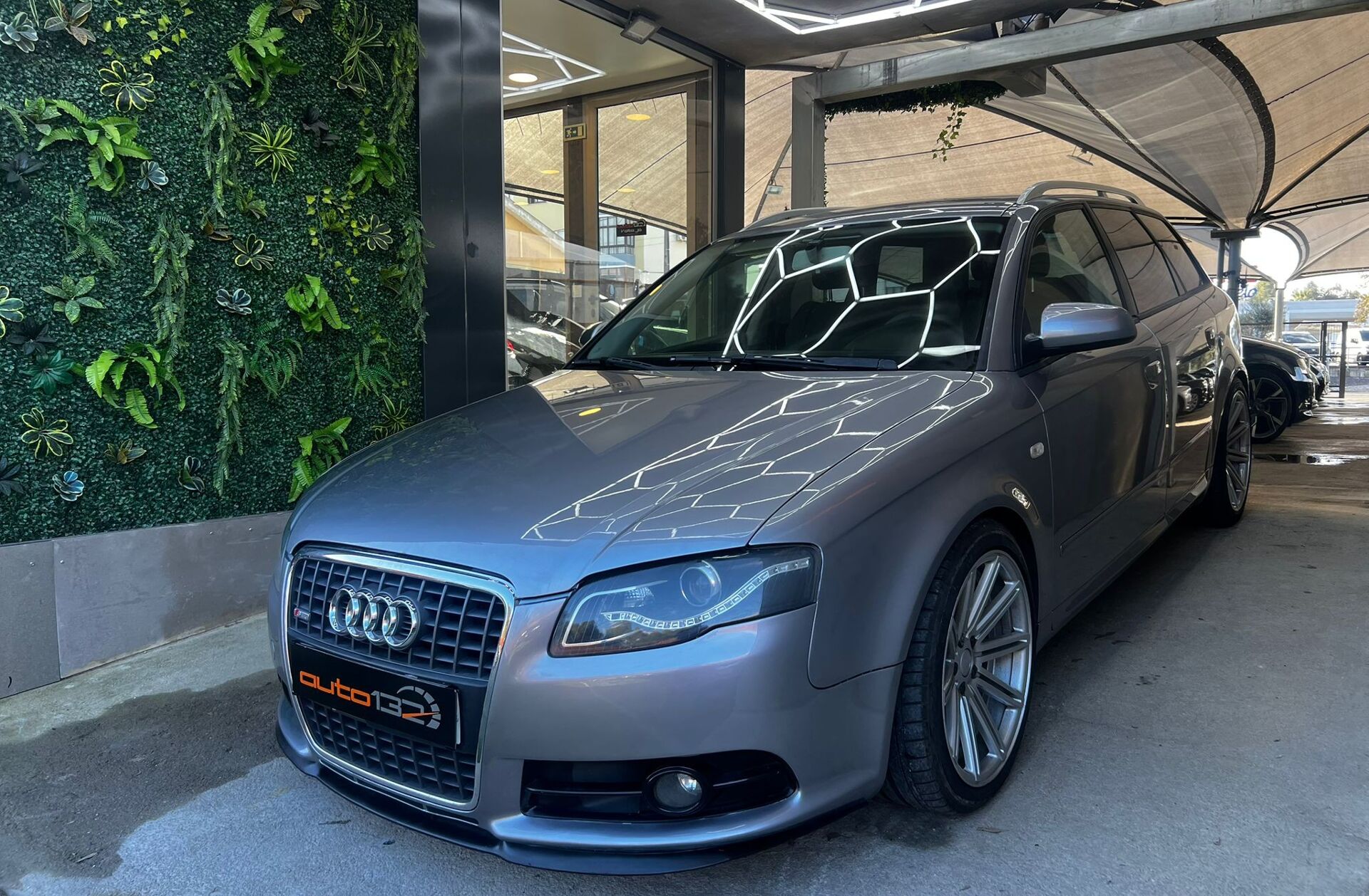 AUDI A4 Avant 2.5 TDi S-line