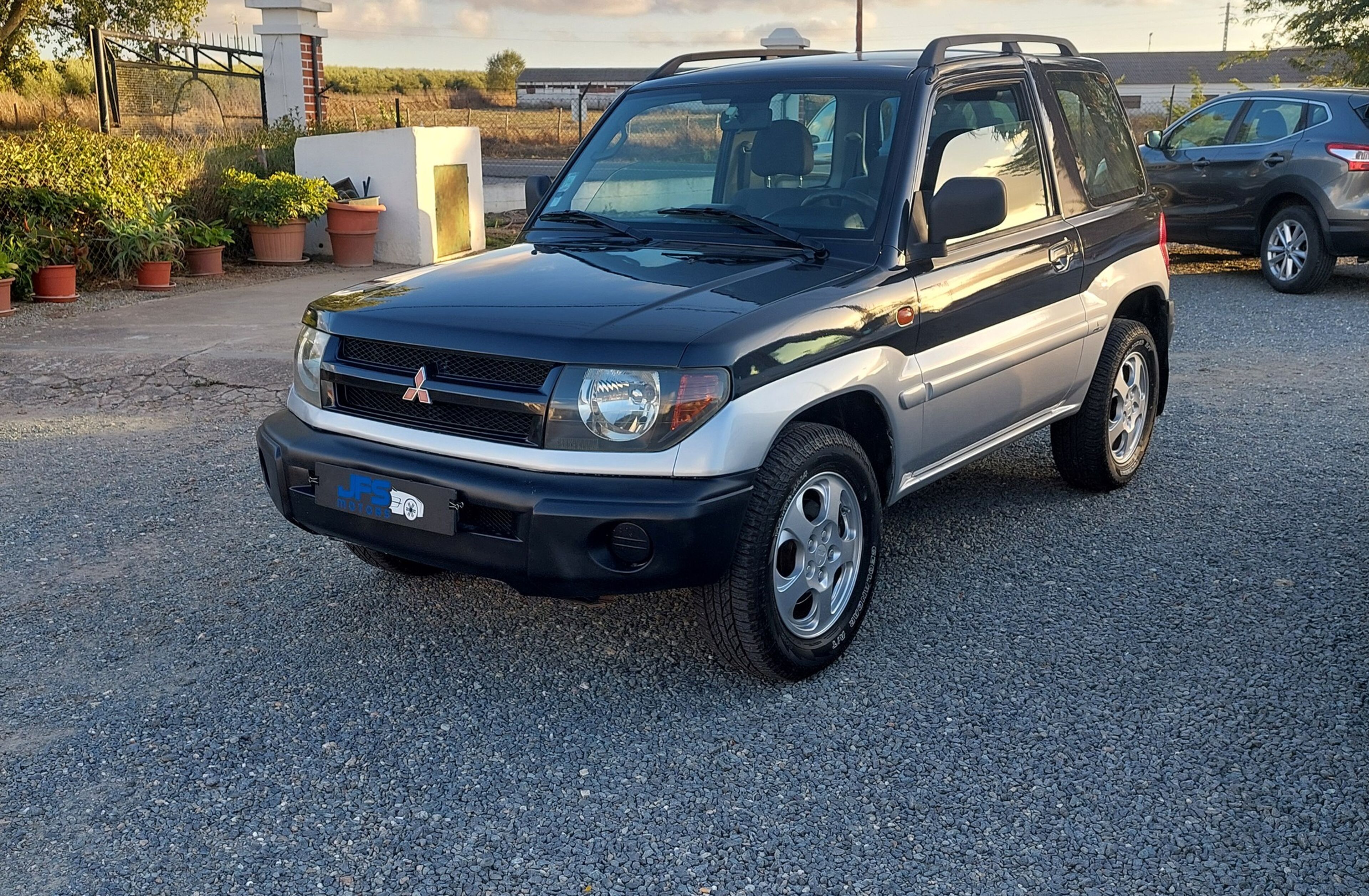 MITSUBISHI Pajero Pinin Pinifarina
