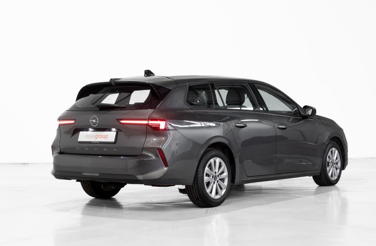 OPEL Astra 1.5 D Edition Aut.