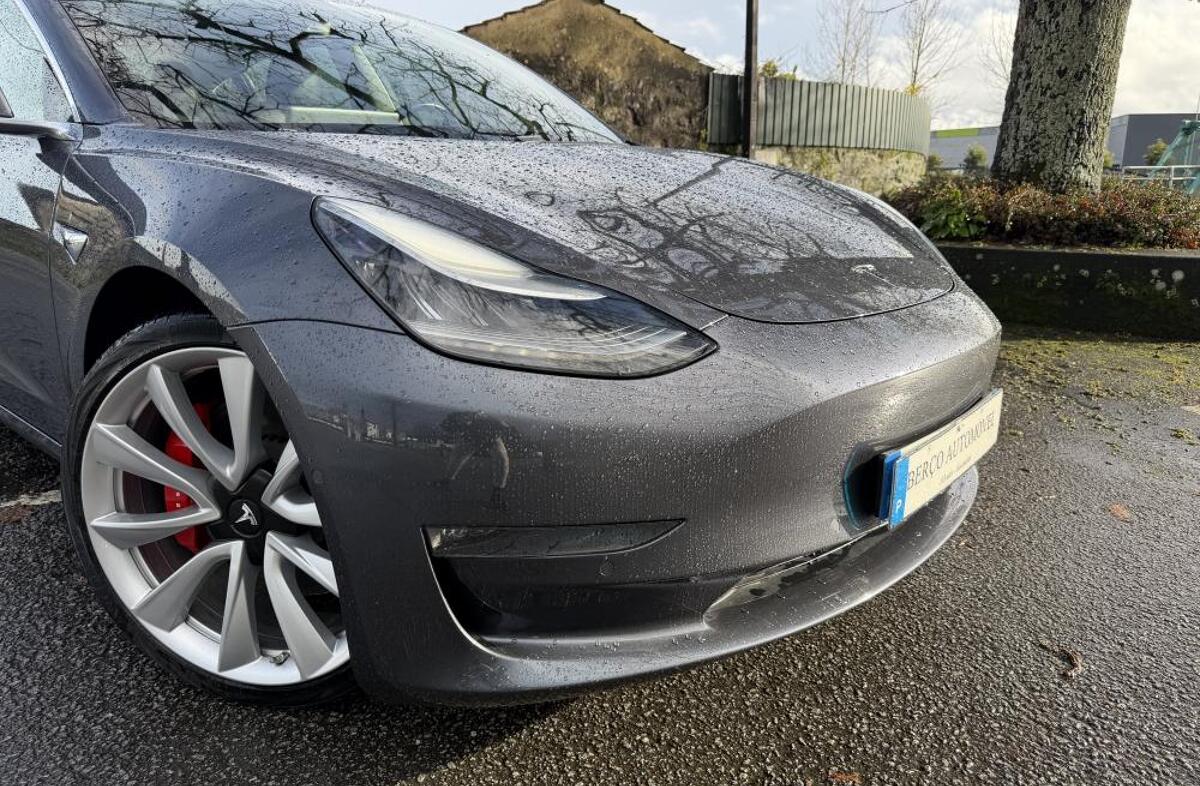 TESLA Model 3 Performance Dual Motor AWD