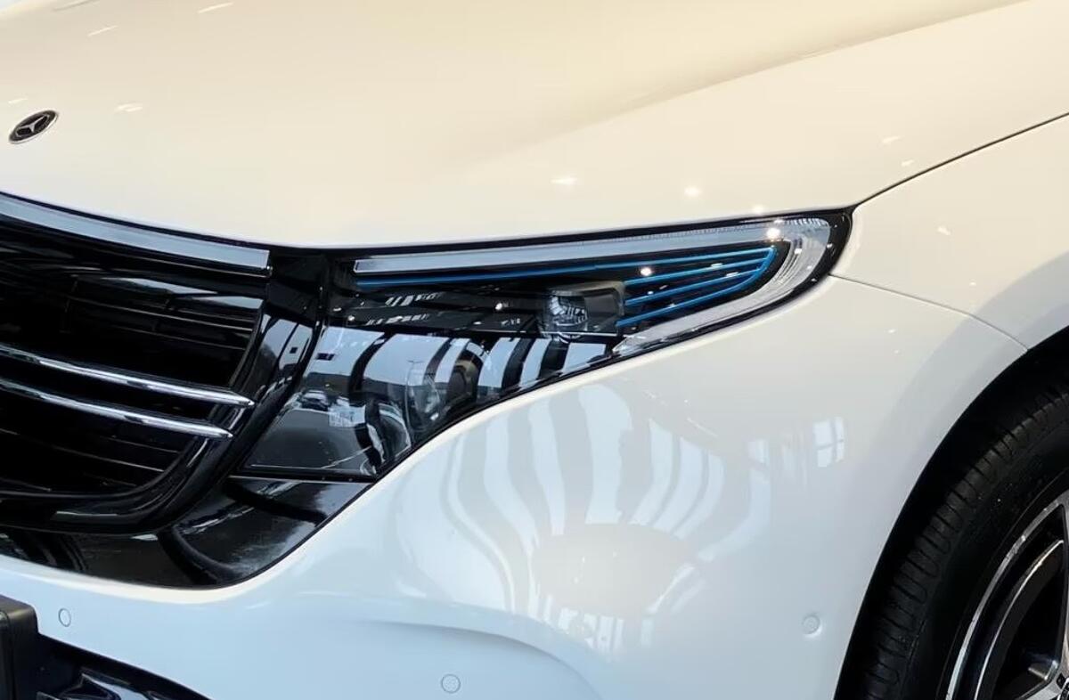 MERCEDES EQC 400 4Matic