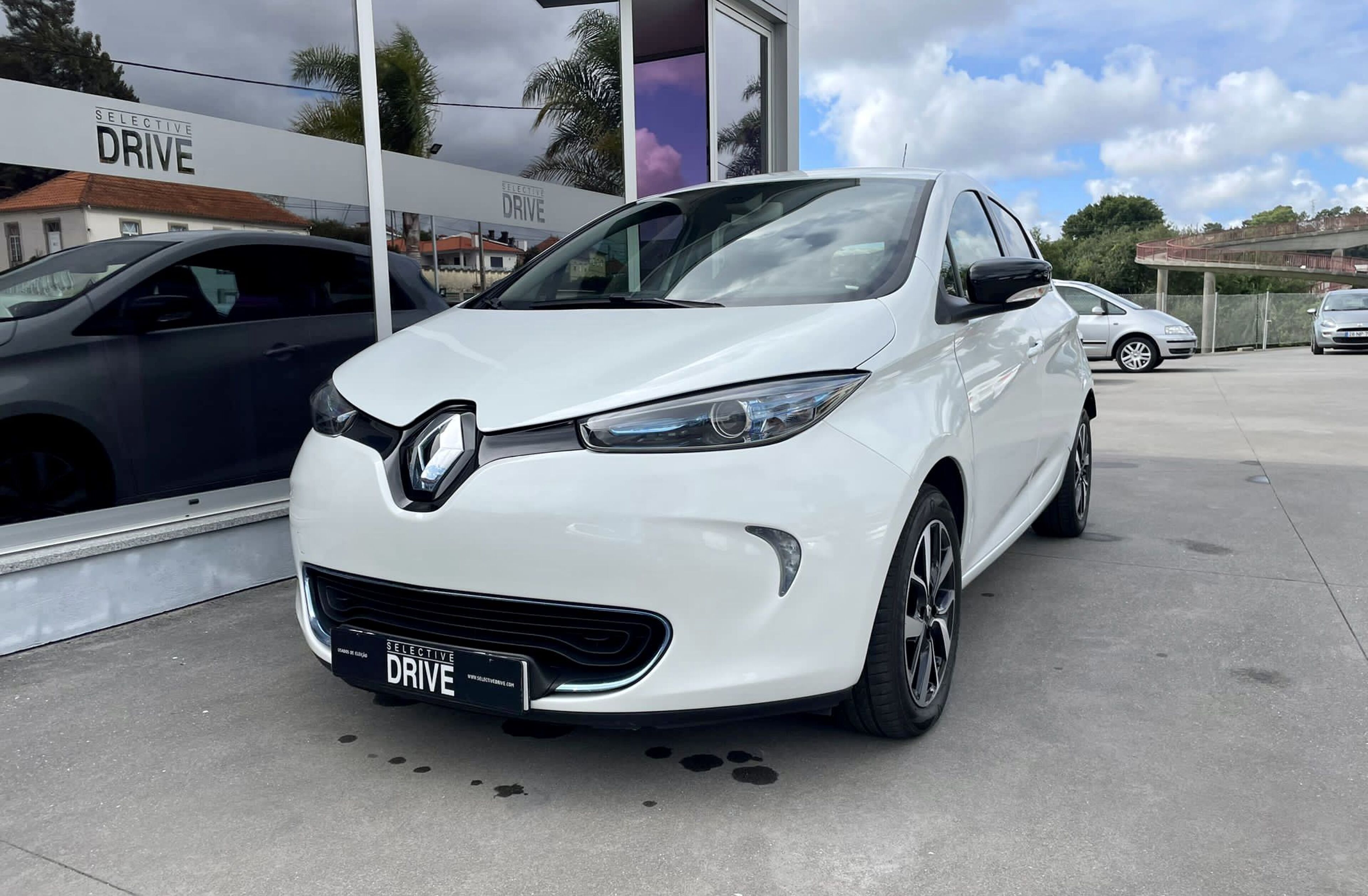 RENAULT ZOE Limited 40