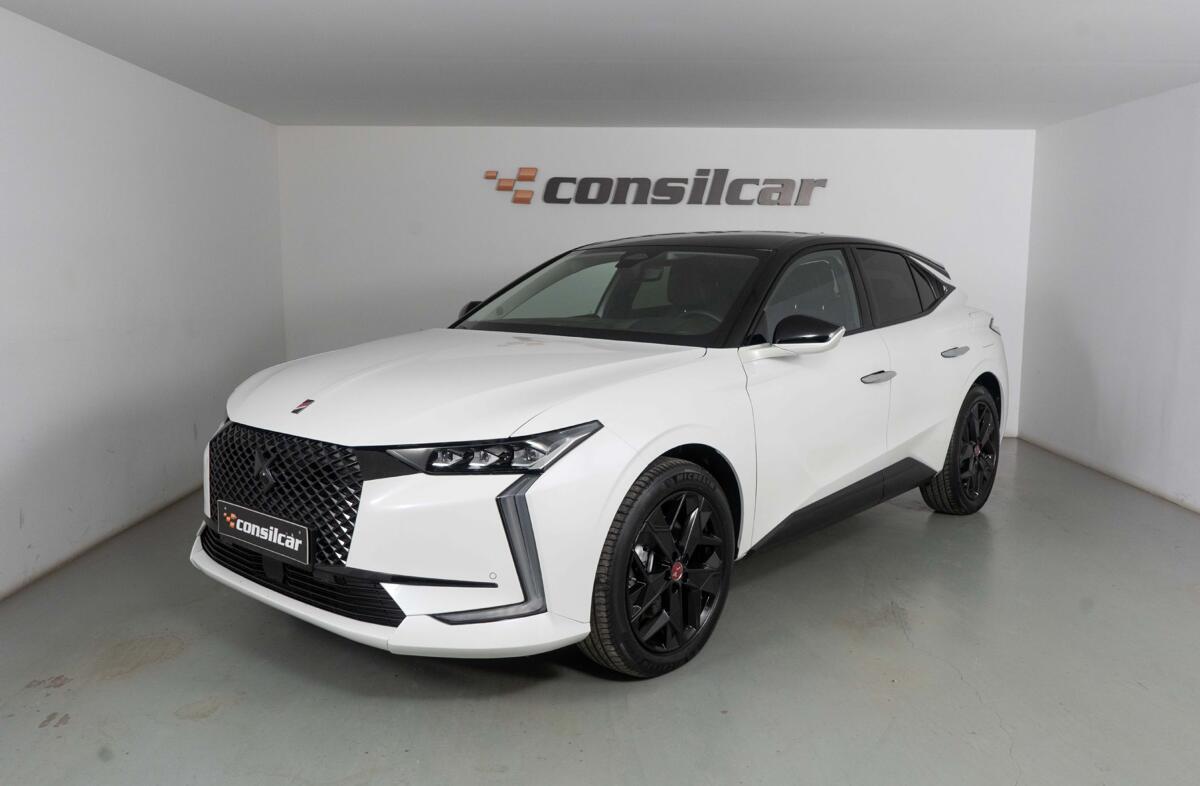 DS DS 4 E-Tense Performance Line EAT8