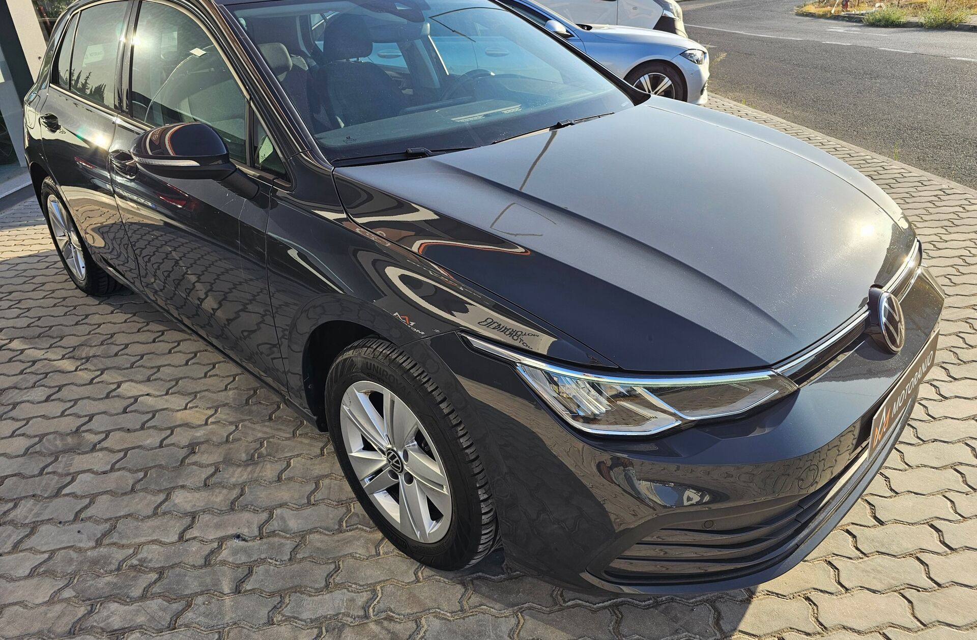 VOLKSWAGEN Golf 1.5 eTSI Life DSG