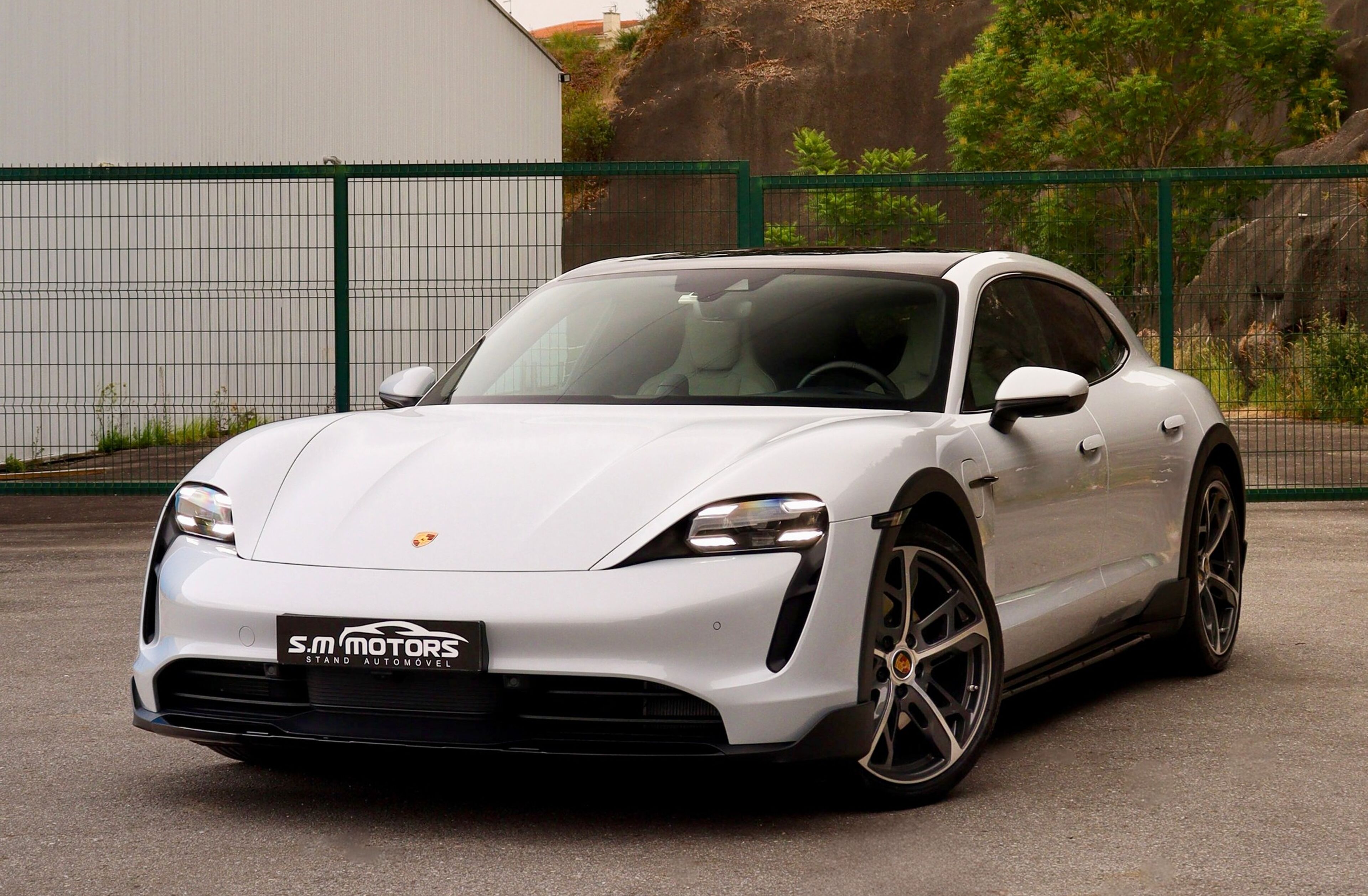 PORSCHE Taycan CT 4