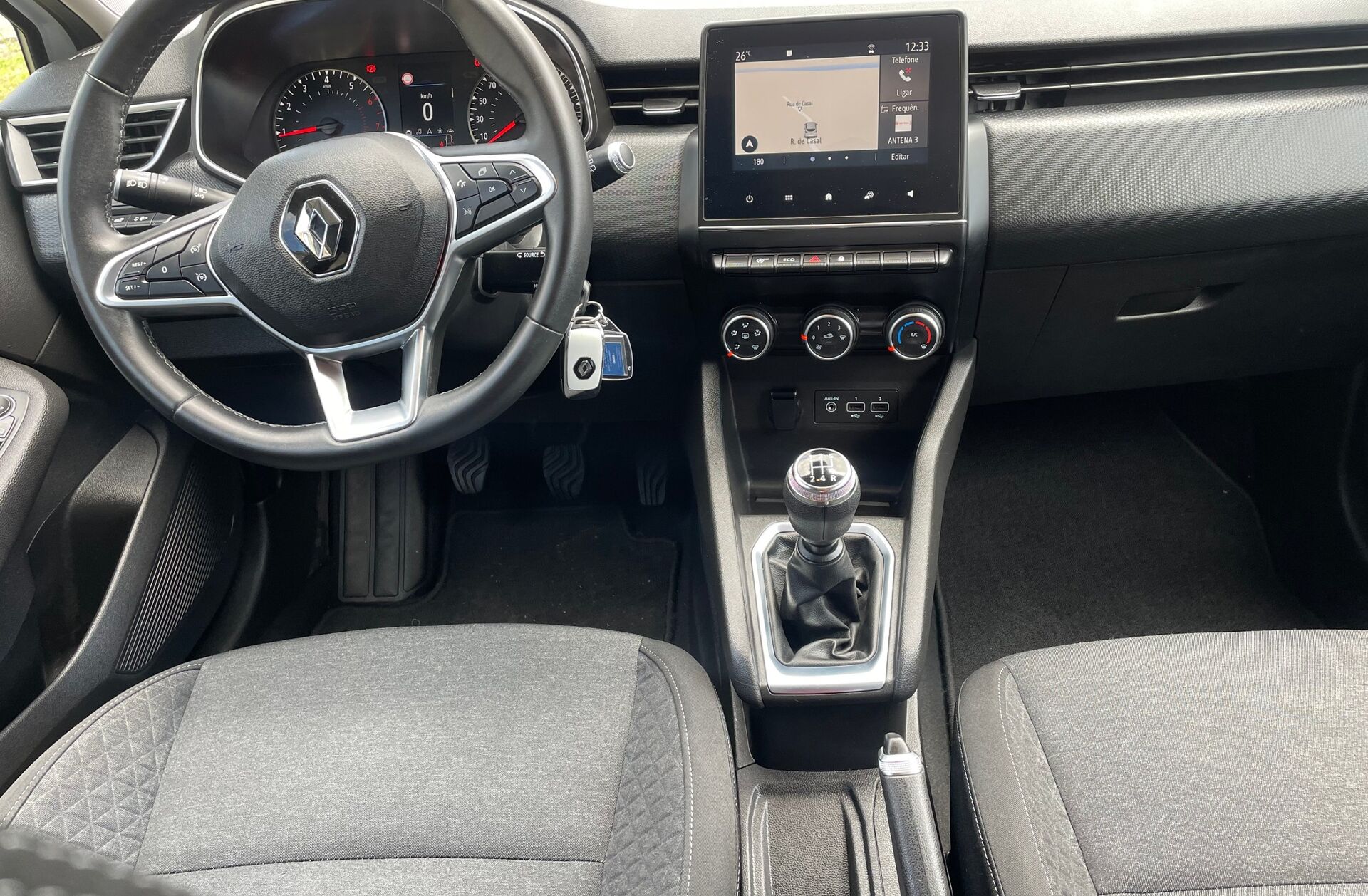 RENAULT Clio 1.0 SCe Zen