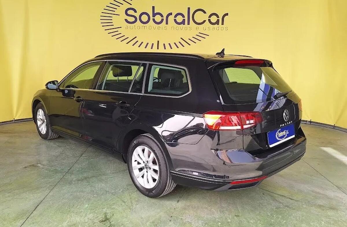 VOLKSWAGEN Passat 2.0 TDI Business DSG