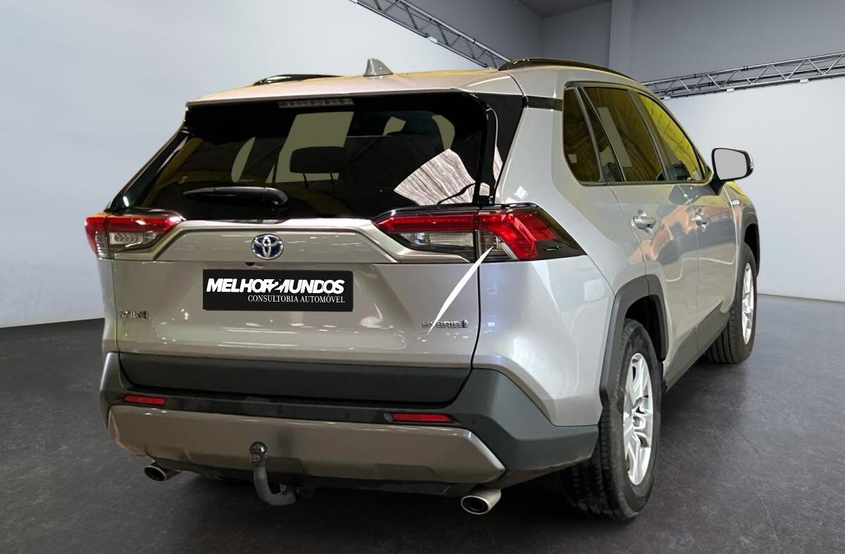 TOYOTA RAV 4 2.5 HDF Exclusive