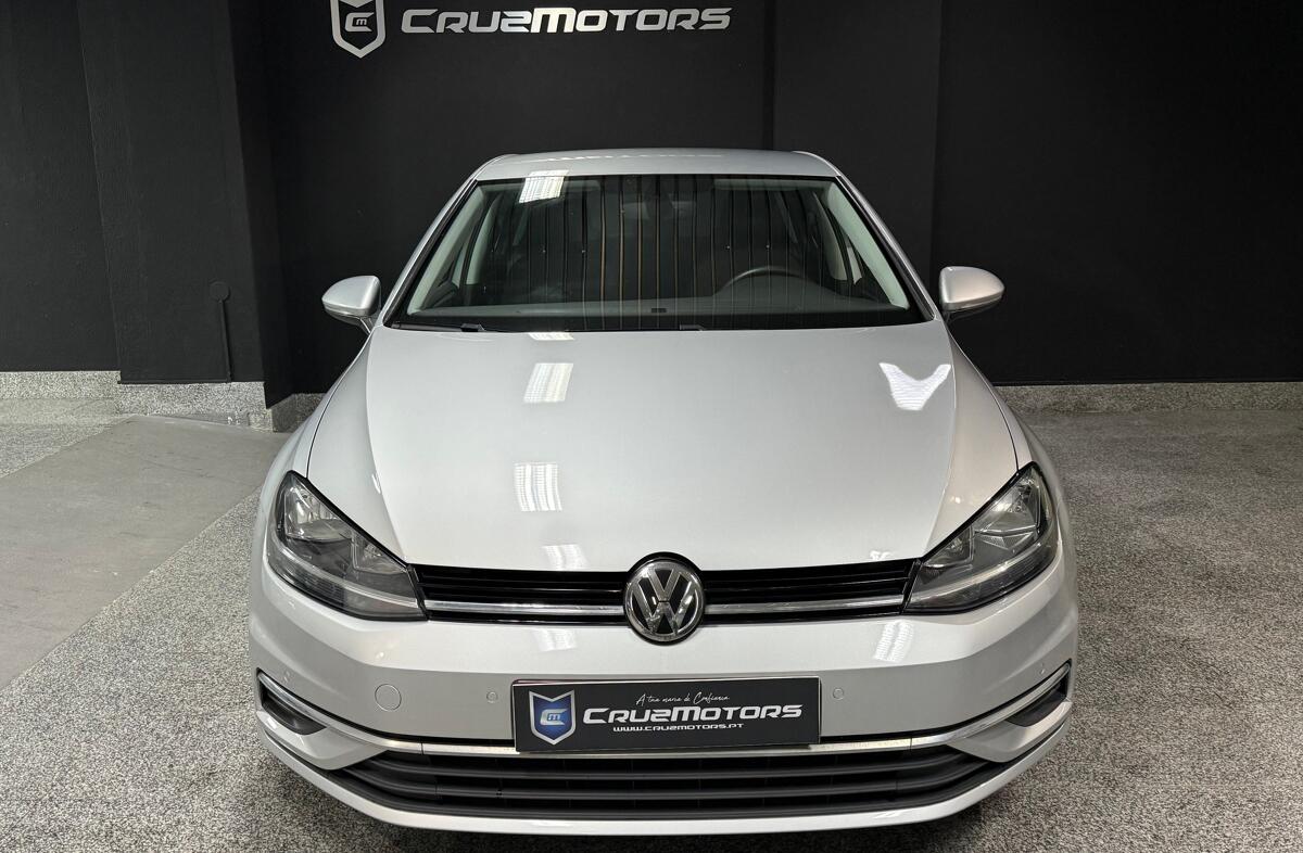 VOLKSWAGEN Golf 1.0 TSI