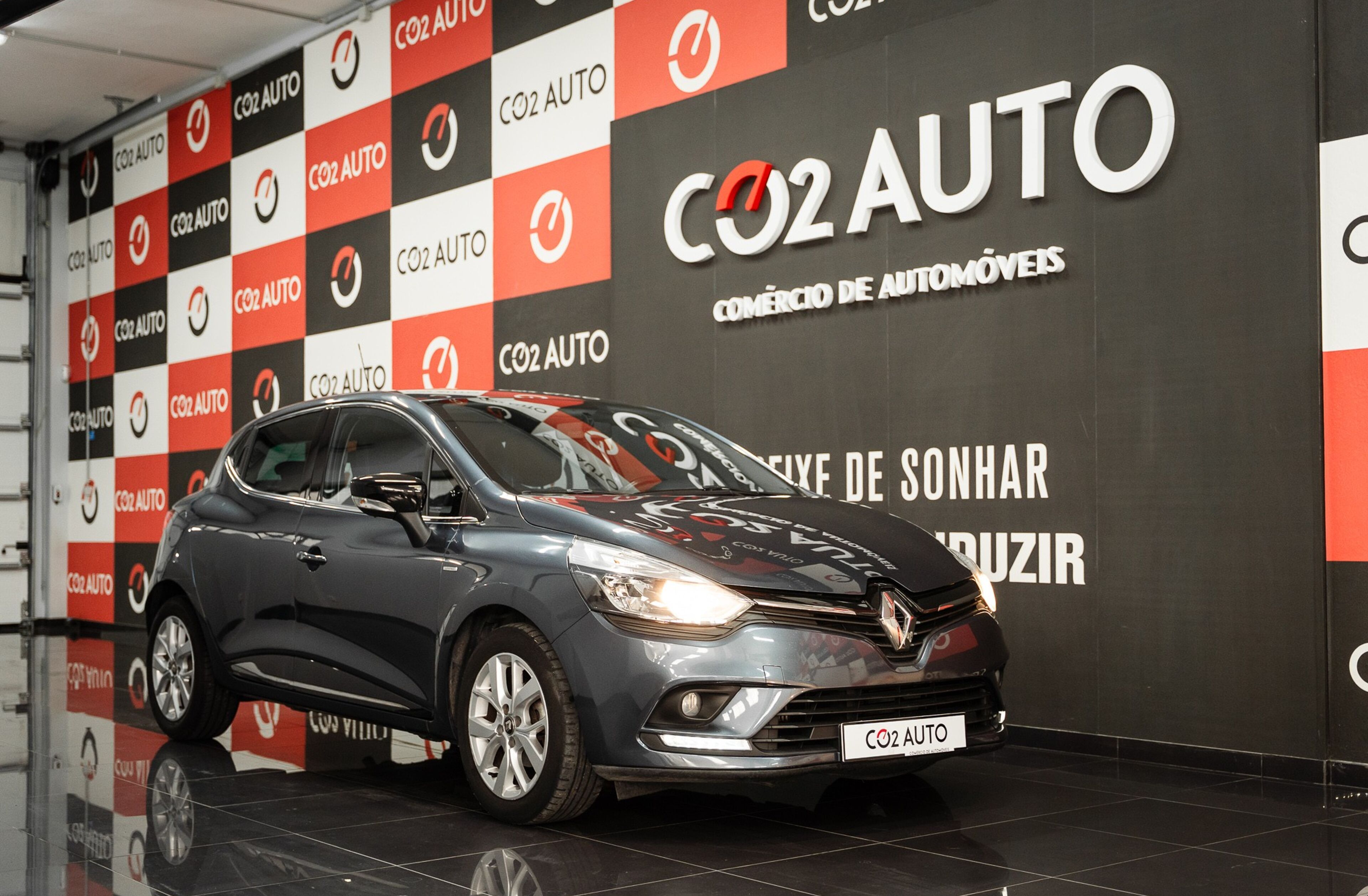 RENAULT Clio 0.9 TCe Limited