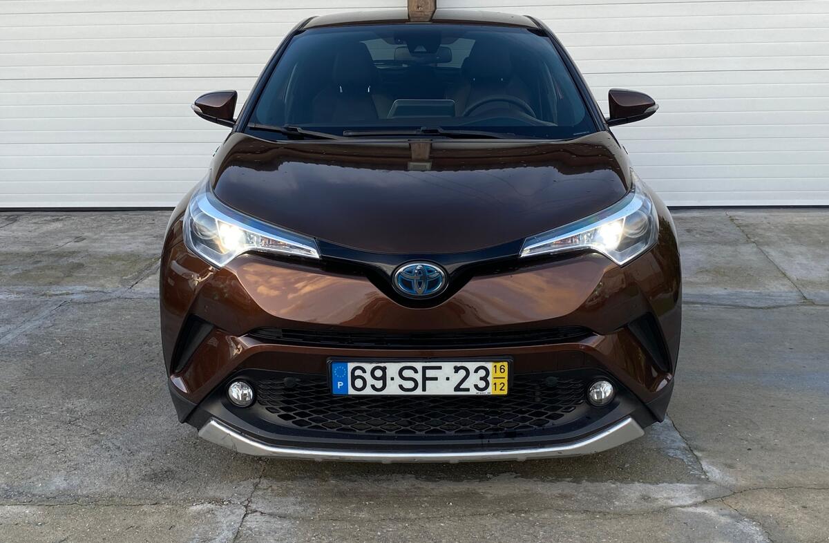 TOYOTA C-HR 1.8 HSD Exclusive