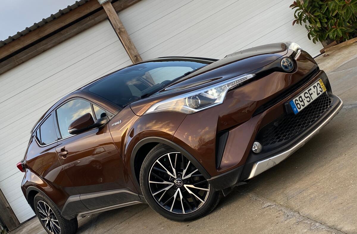 TOYOTA C-HR 1.8 HSD Exclusive