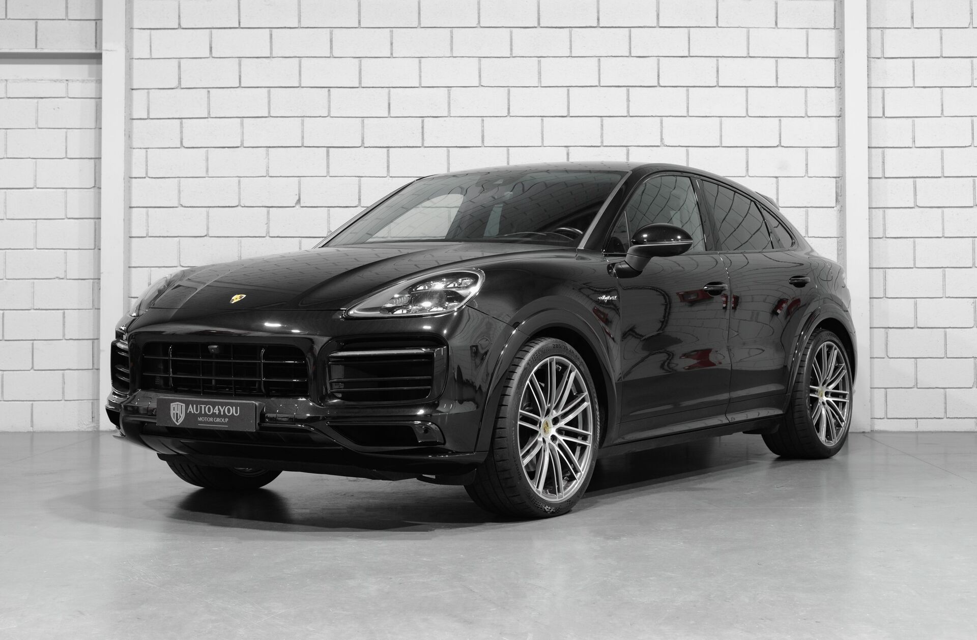 PORSCHE Cayenne E-Hybrid