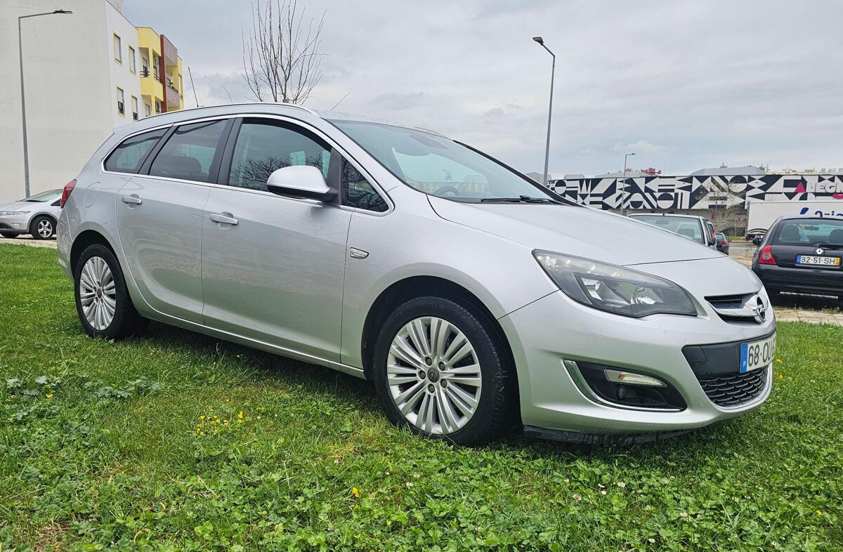 OPEL Astra J Astra 1.6 CDTi Cosmo S/S J18