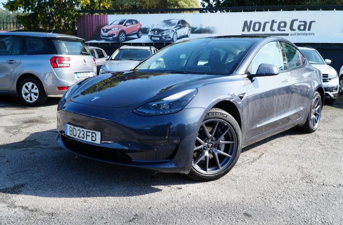 TESLA Model 3 Long Range Tração Traseira