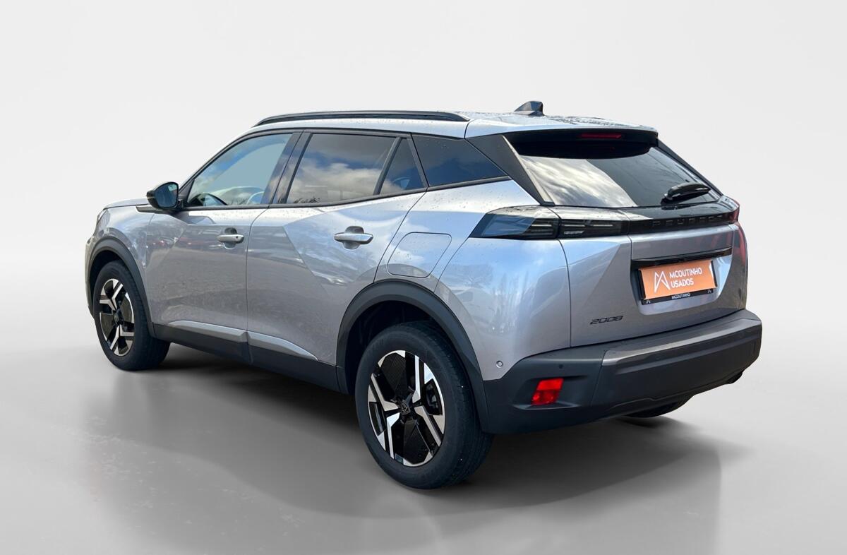 PEUGEOT 2008 1.2 PureTech Allure