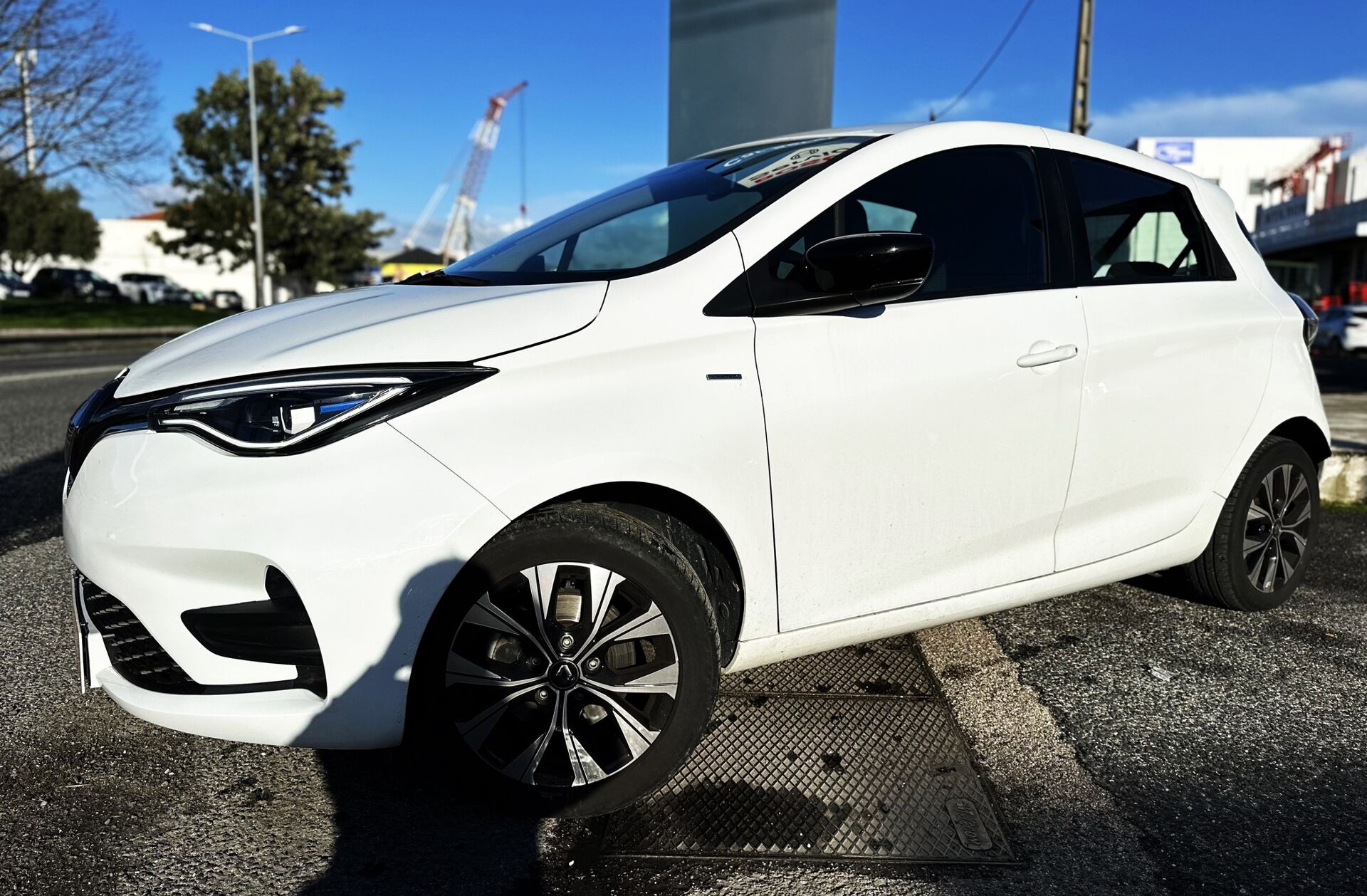 RENAULT ZOE Limited 50