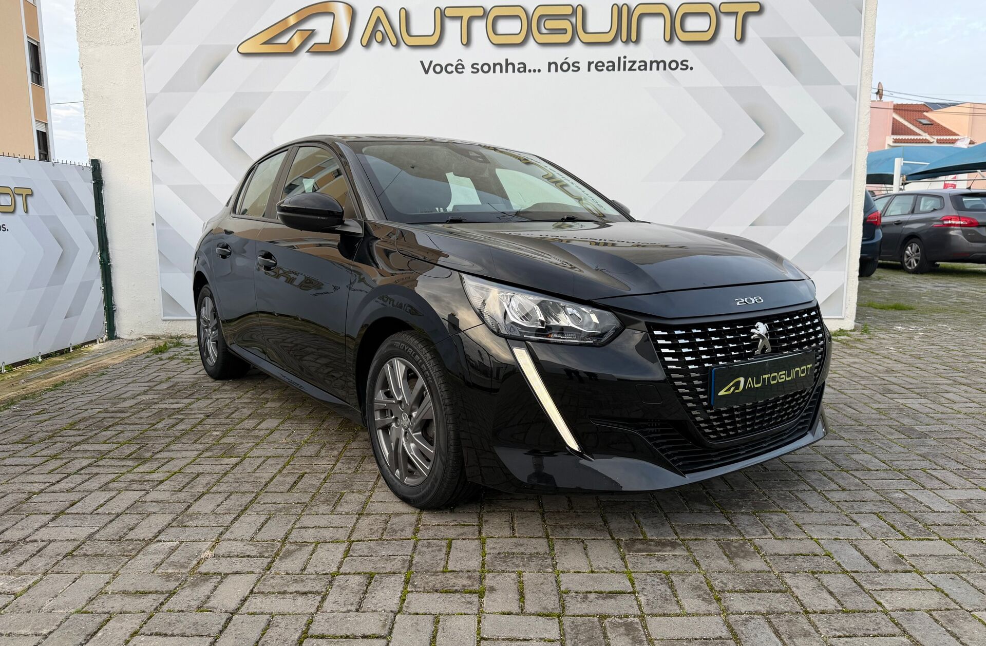 PEUGEOT 208 1.2 PureTech Active Pack